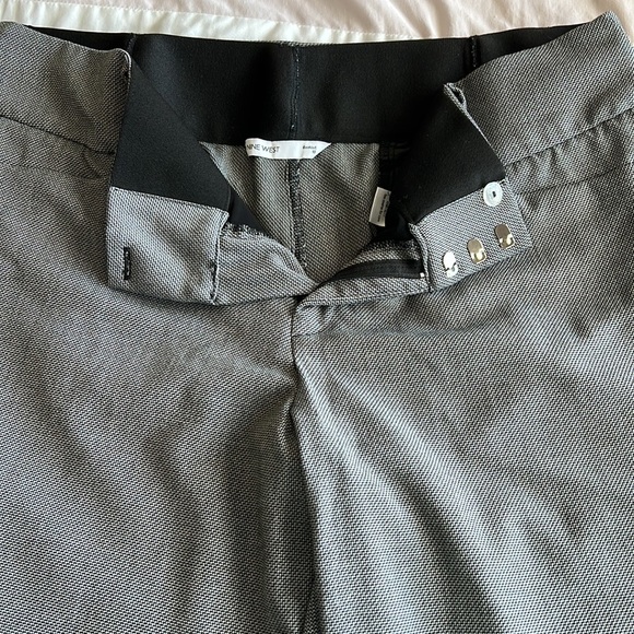 Dress pants - Picture 2 of 4